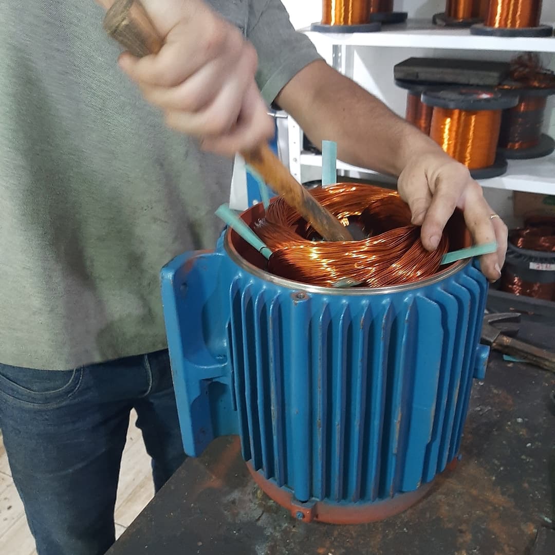 REBOBINAGEM CONSERTO DE MOTOR ELÉTRICO WEG TRIFÁSICO, ASSISTÊNCIA TÉCNICA, REPARO DE MOTORES ELÉTRICOS (8).jpeg